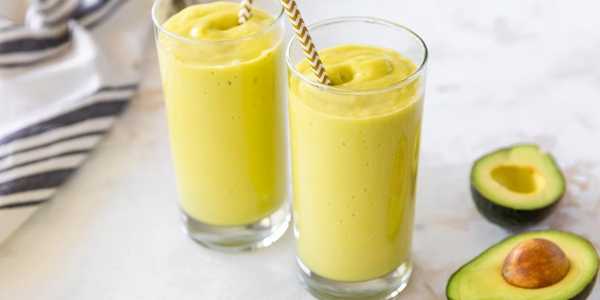 5 Reasons Why Your Smoothie Is Runny and How to Change It