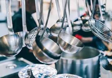 5 Must-Have Kitchen Tools for Every Home Cook