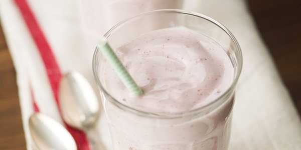 5 Reasons Why Your Smoothie Is Runny and How to Change It
