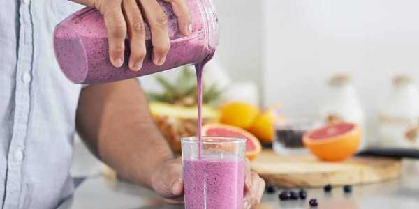 5 Reasons Why Your Smoothie Is Runny and How to Change It